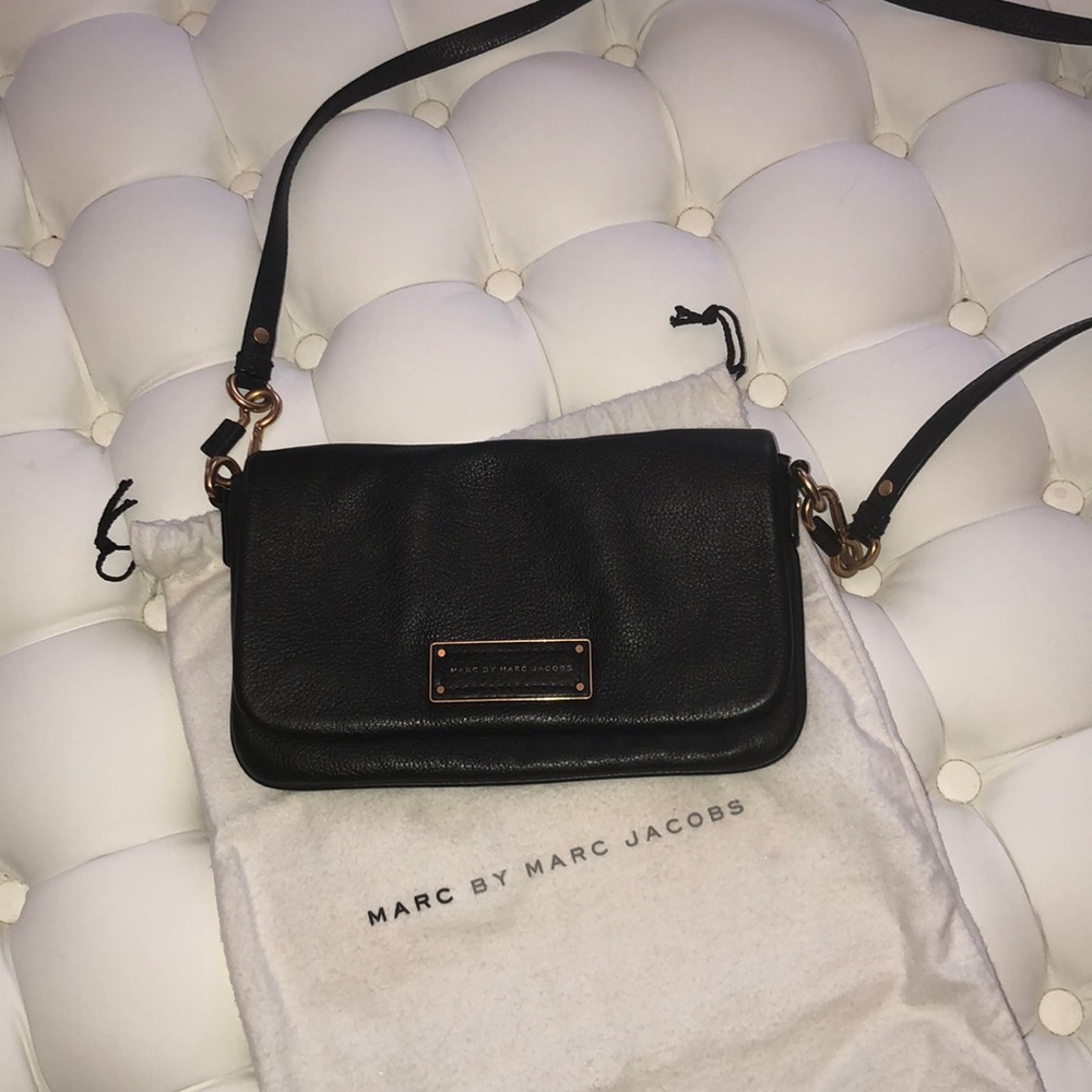 Marc Jacobs Small Cross Body Purse - Black